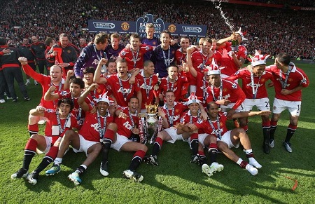 队曾问鼎 队曾问鼎